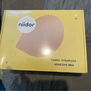 Fabric Strapless Adhesive Bra - NUDE